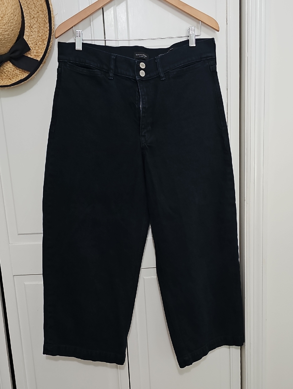 Banana Republic Dark Blue High-Rise Wide-Leg Cropped Jeans 99% Cotton!